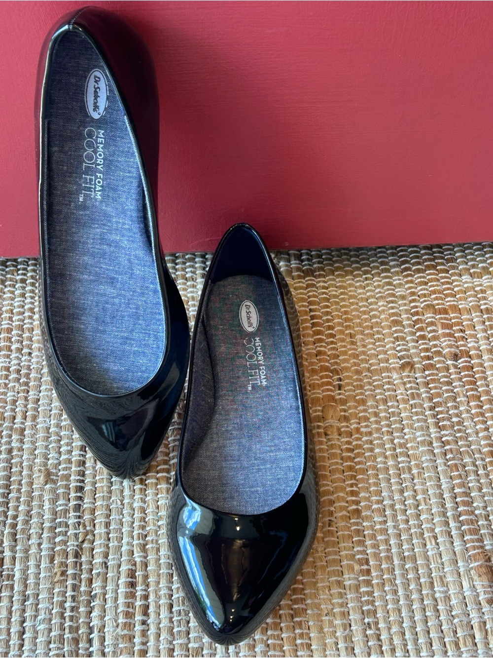 DR SCHOLLS s39EU Blk Patent Pointed-Toe Memory Foam Flats-super comfy/stylish